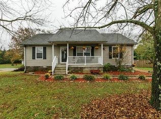 125 Centennial Dr, La Vergne, TN 37086
