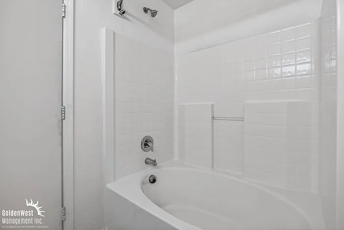 24011 N Cargo Ave — Photo 29