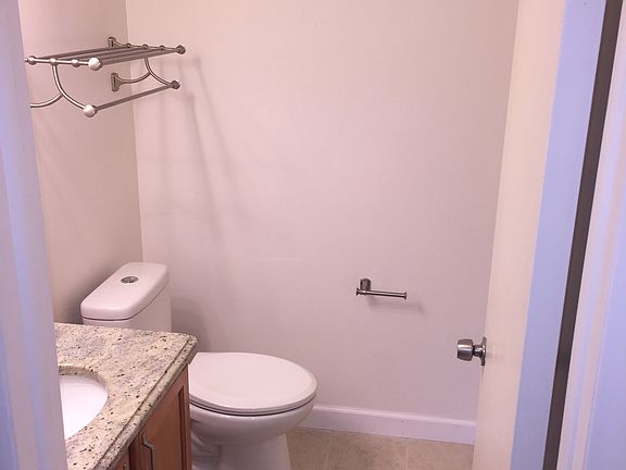 5th image of 19830 Cherry Hill Ln