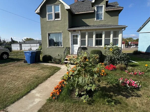 1481 101st Street, North Battleford, SK S9A 1A1