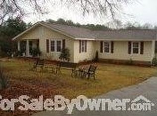 1030 Oldfield Rd, Sylacauga, AL 35150