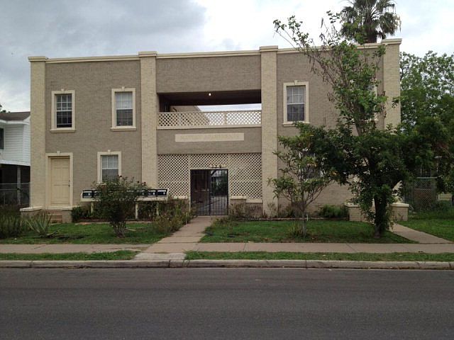 1st image of 139 E Washington St