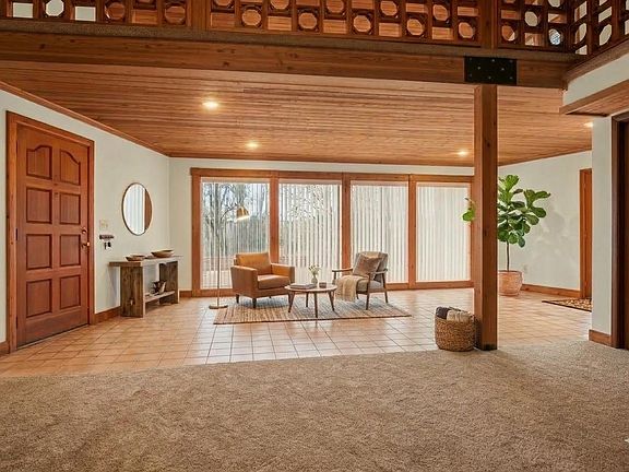 4th image of 15709 S Cheney Spokane Rd