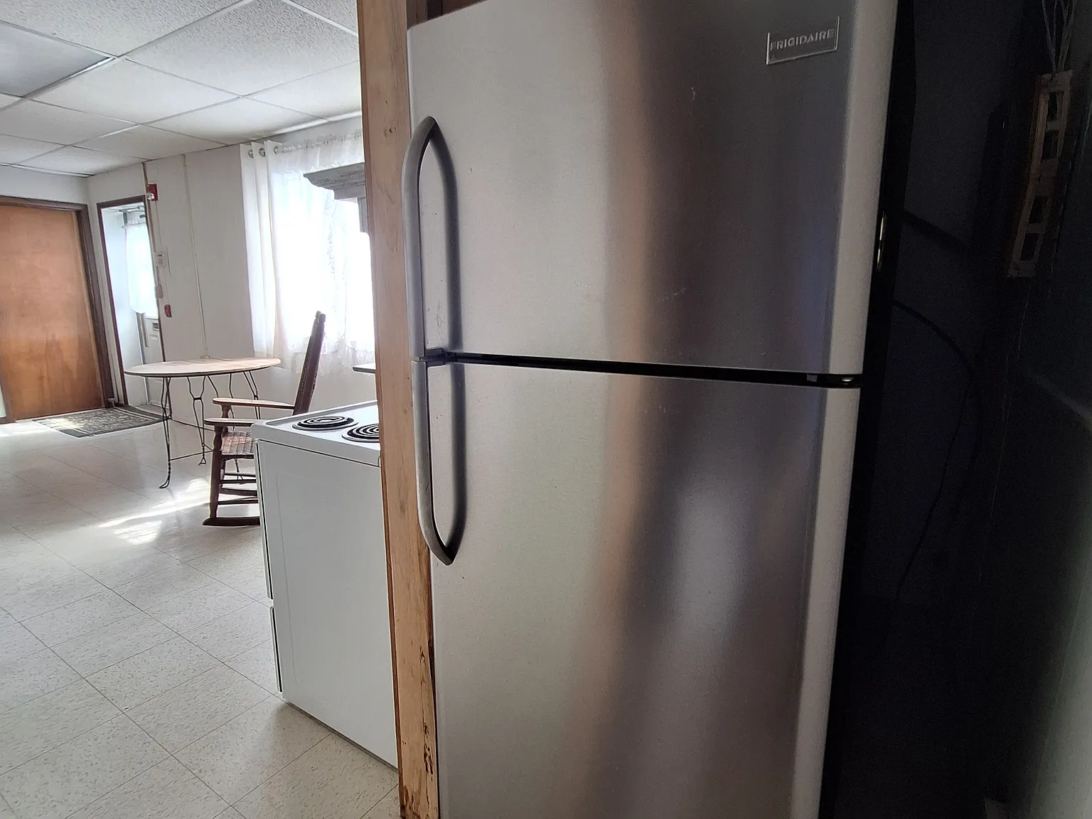 1 bed, 1000 sqft, $875 — Photo 4