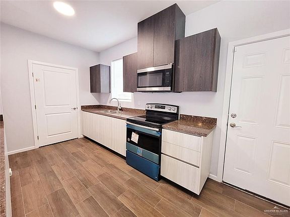 5th image of 3501 Fuerte Ave #4