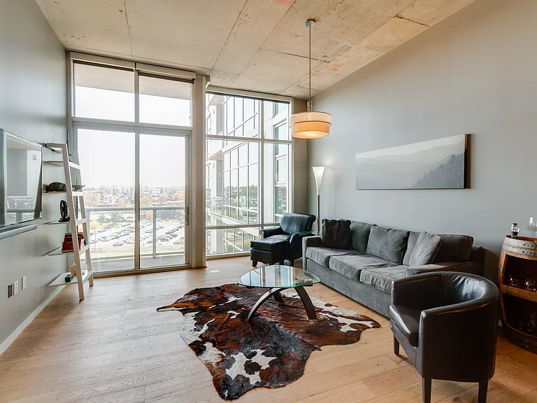 700 12th Ave S #1008 — Photo 10