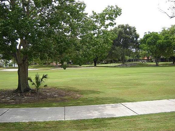 2nd image of 6080 Gulfport Blvd S