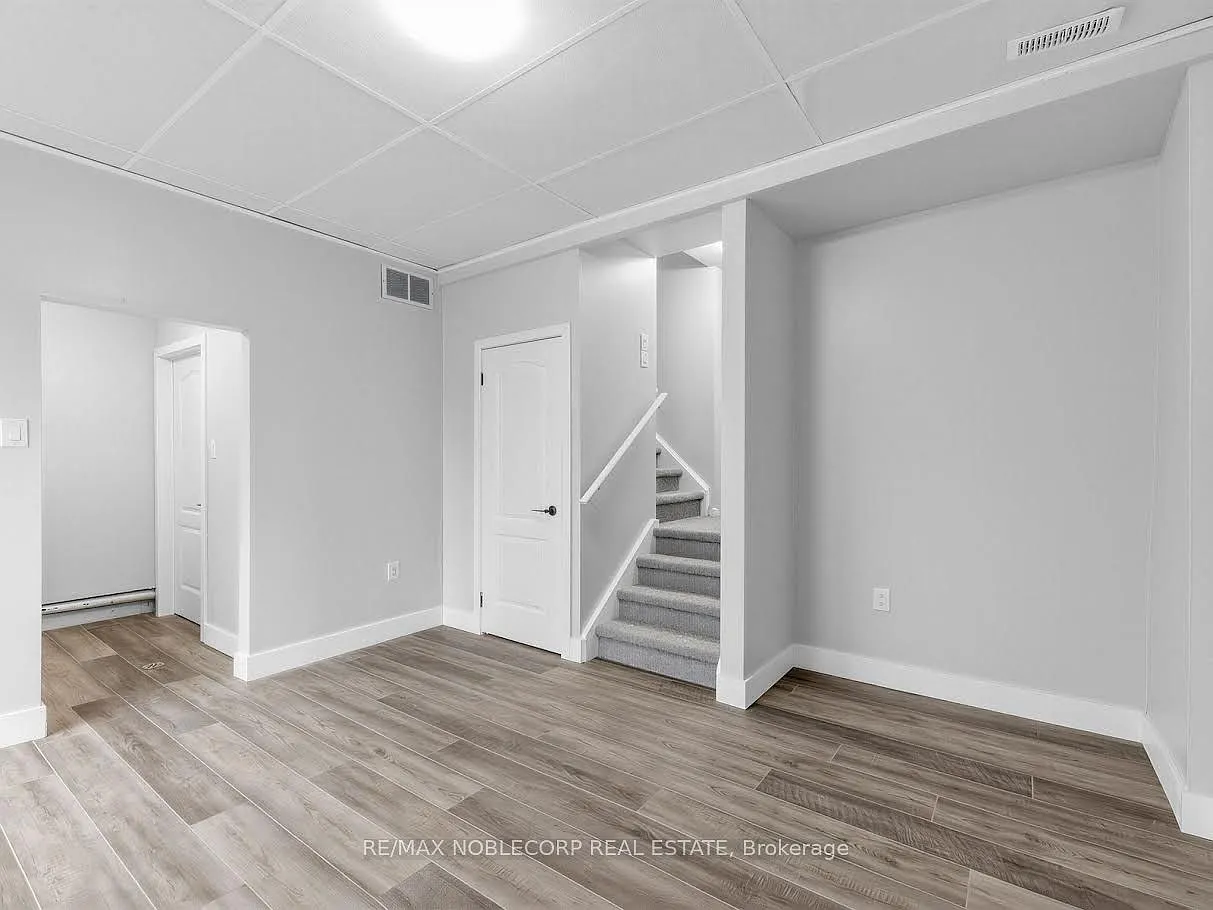1 bed, $1,400 — Photo 4