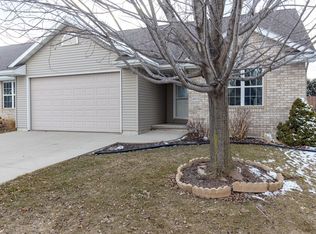 4815 N Apple Rd, Appleton, WI 54913