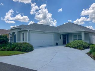 1040 Carver Ct, The Villages, FL 32163