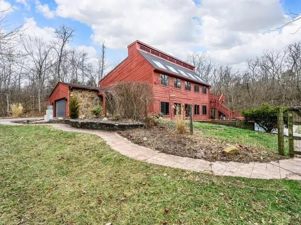 3201 Crest Rd, Cincinnati, OH 45251