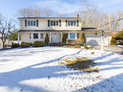 55 River Heights Drive, Smithtown, NY, 11787