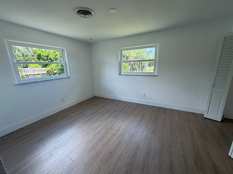 1822 Banyan Tree Dr — Photo 12
