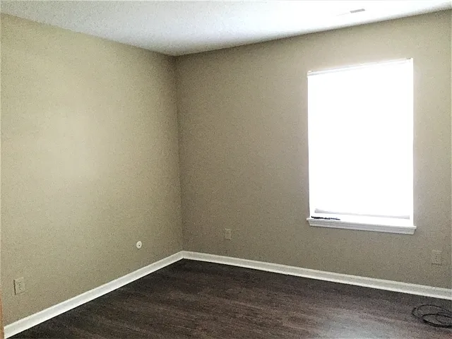 8018 Bitternut Dr — Photo 9