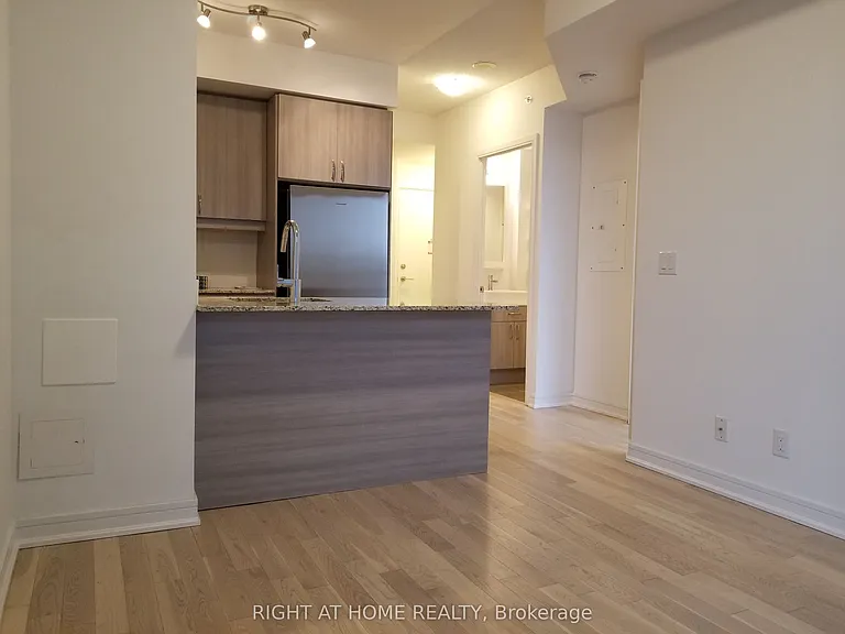 9201 Yonge St #NW-212 — Photo 9