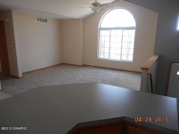 5th image of 16770 Antler Dr NE