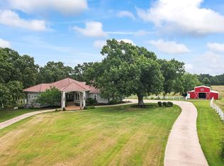 11197 Fishback Rd, Bentonville, AR 72712