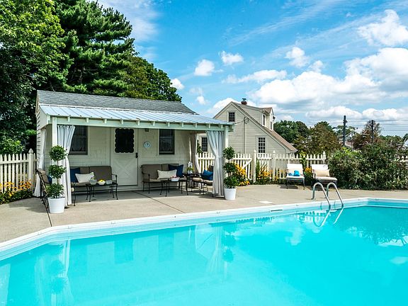 Cabana and In-ground Pool