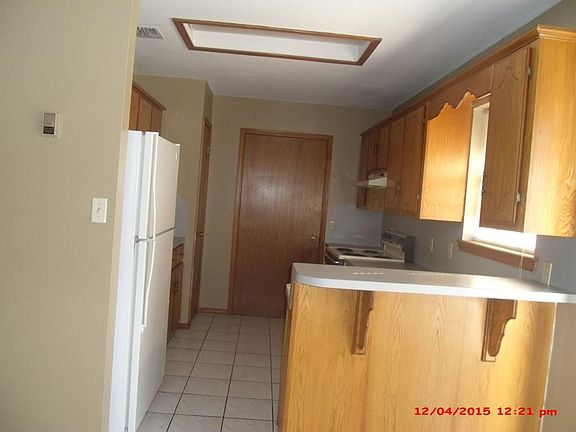 3rd image of 405 E Ulex Ave APT B1