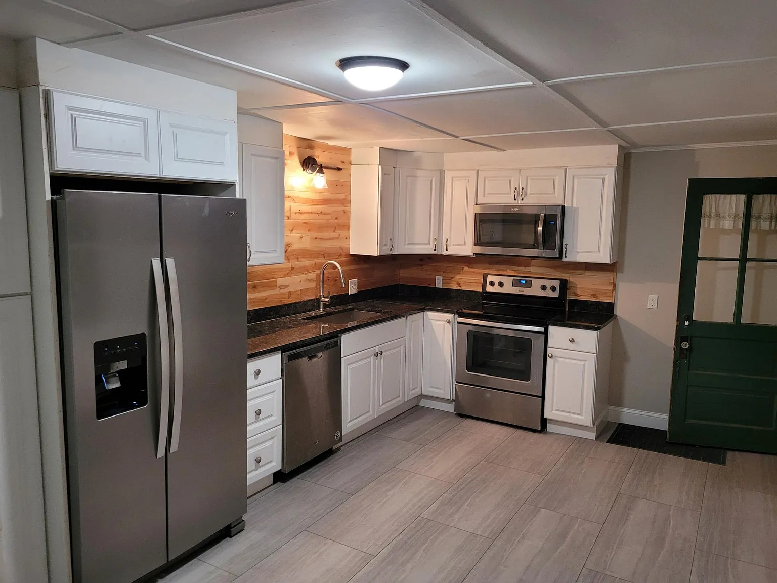 36 Elmwood Rd — Photo 2