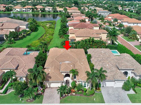 5th image of 6367 Bellamalfi St