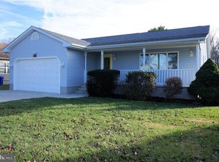 38272 Clover Ln, Frankford, DE 19945