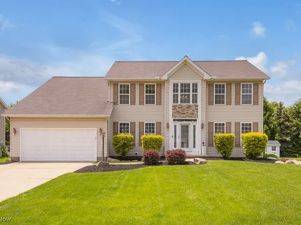 884 Beacon St, Brunswick, OH 44212