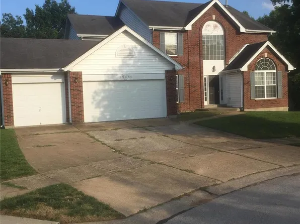 13055 Mystic Bend Ln, Florissant, MO 63033