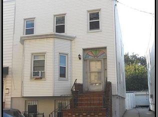 5119 34th St, Long Island City, NY 11101