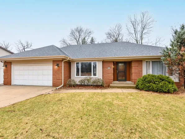 3009 West Grange AVENUE, Greenfield, WI 53221