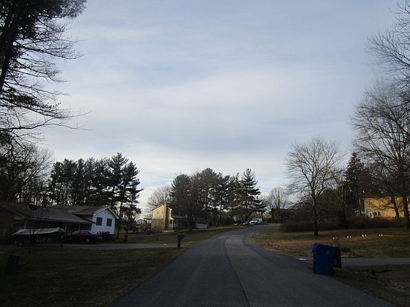 4th image of 6230 White Oak Dr
