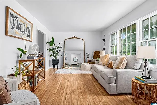 1816 Charlotte Dr — Photo 1