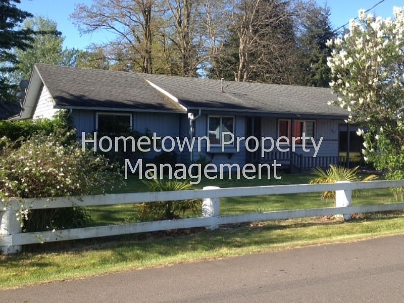 1st image of 4421 14th Way SE