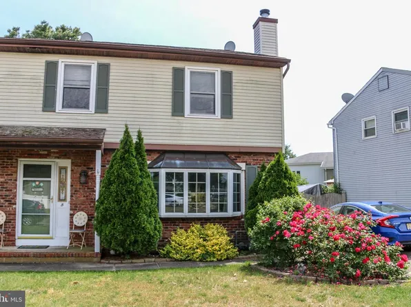 148 Bay Shore Dr #B, Barnegat, NJ 08005