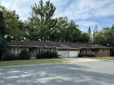 4001 W 44th St, Edina, MN, 55424