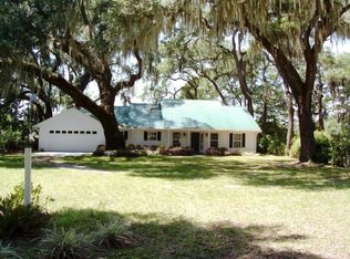 7966 Breezy Point Rd W, Melrose, FL 32666