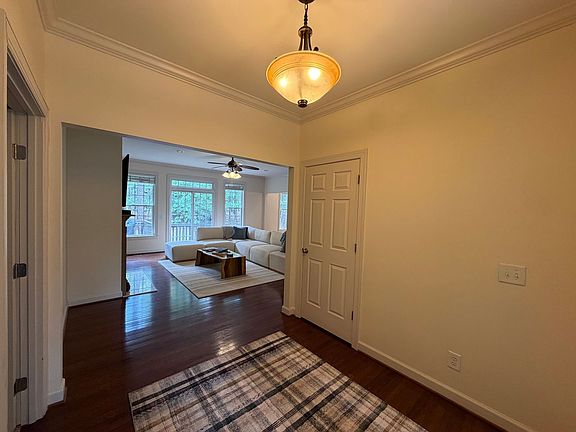 2nd image of 10 Grayson Pl