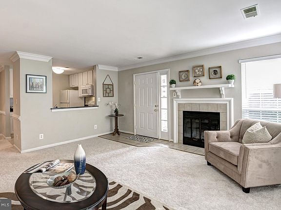 3rd image of 6603 Jupiter Hills Cir APT E