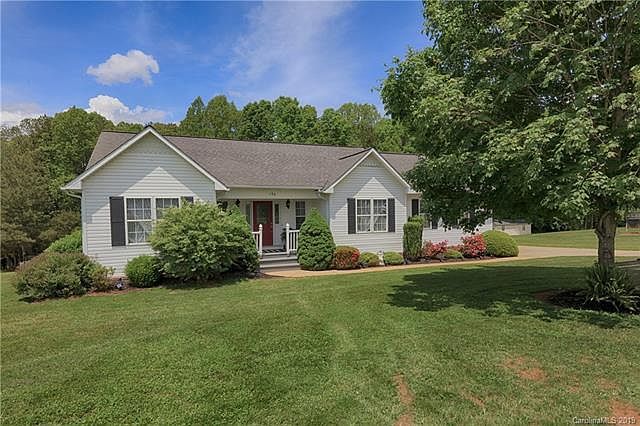 1st image of 196 Pleasant Dr