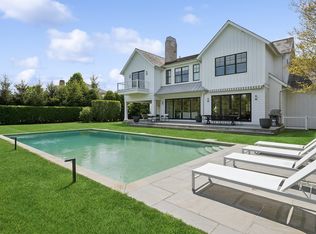 82 Rosko Ln, Southampton, NY 11968