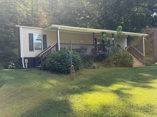3562 Old Beaver Rd, Frenchburg, KY 40322