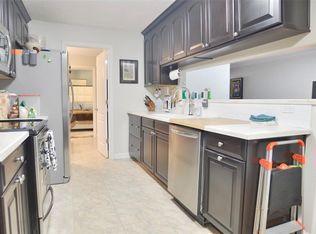 418 Garland Dr APT 241, Lake Jackson, TX 77566