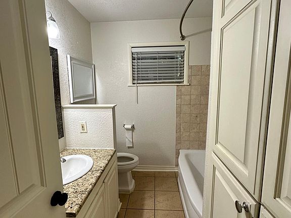 5th image of 4760 Cornell Dr