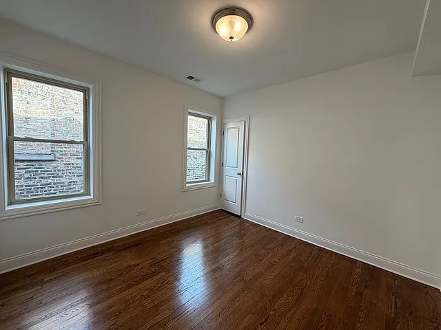 7825 S Wood St #3 — Photo 9