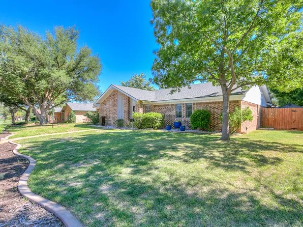 2811 Canyon Creek Dr, San Angelo, TX 76904
