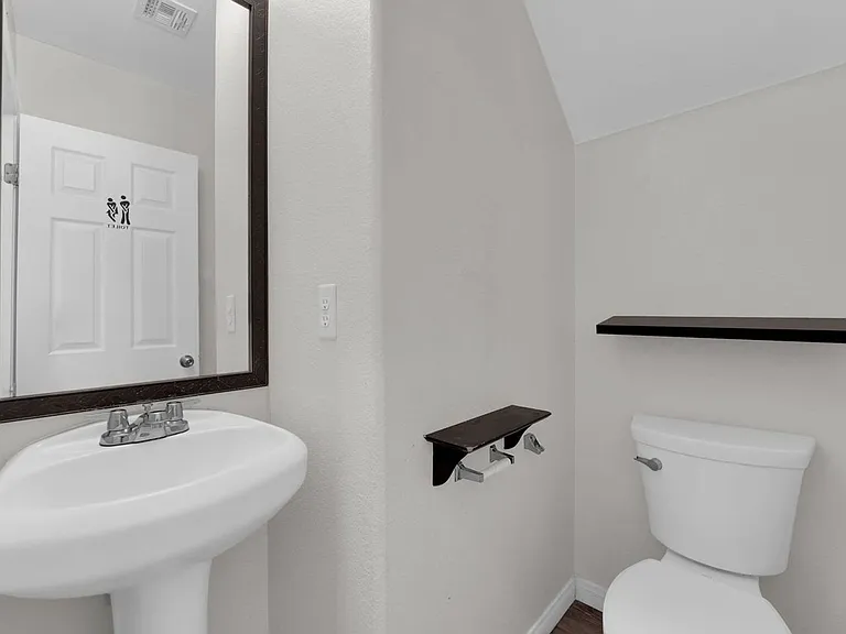 7861 Juniper Forest St — Photo 6
