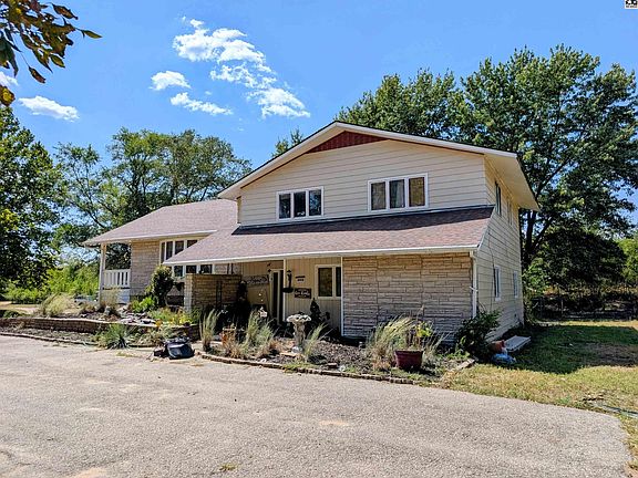 3rd image of 6919 N Lake Rd