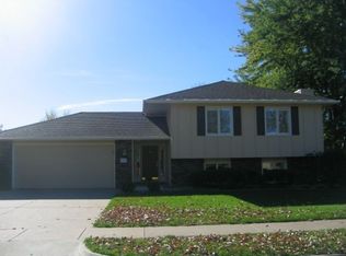 2009 Park Place Dr, Fremont, NE 68025