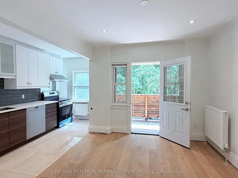 107 Chatsworth Dr #1 — Photo 6