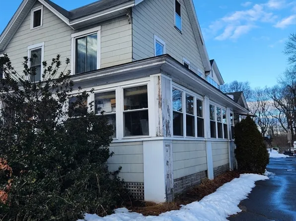 49 Priest St, Leominster, MA 01453
